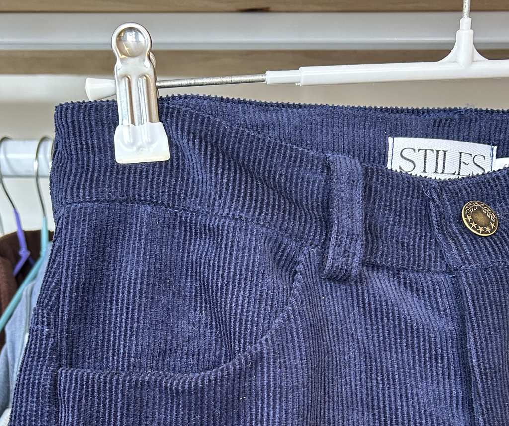 Corduroy High-Waisted Pants in Deep Navy