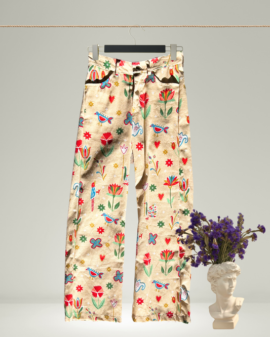 Canvas High-Waisted Pants in Doodles