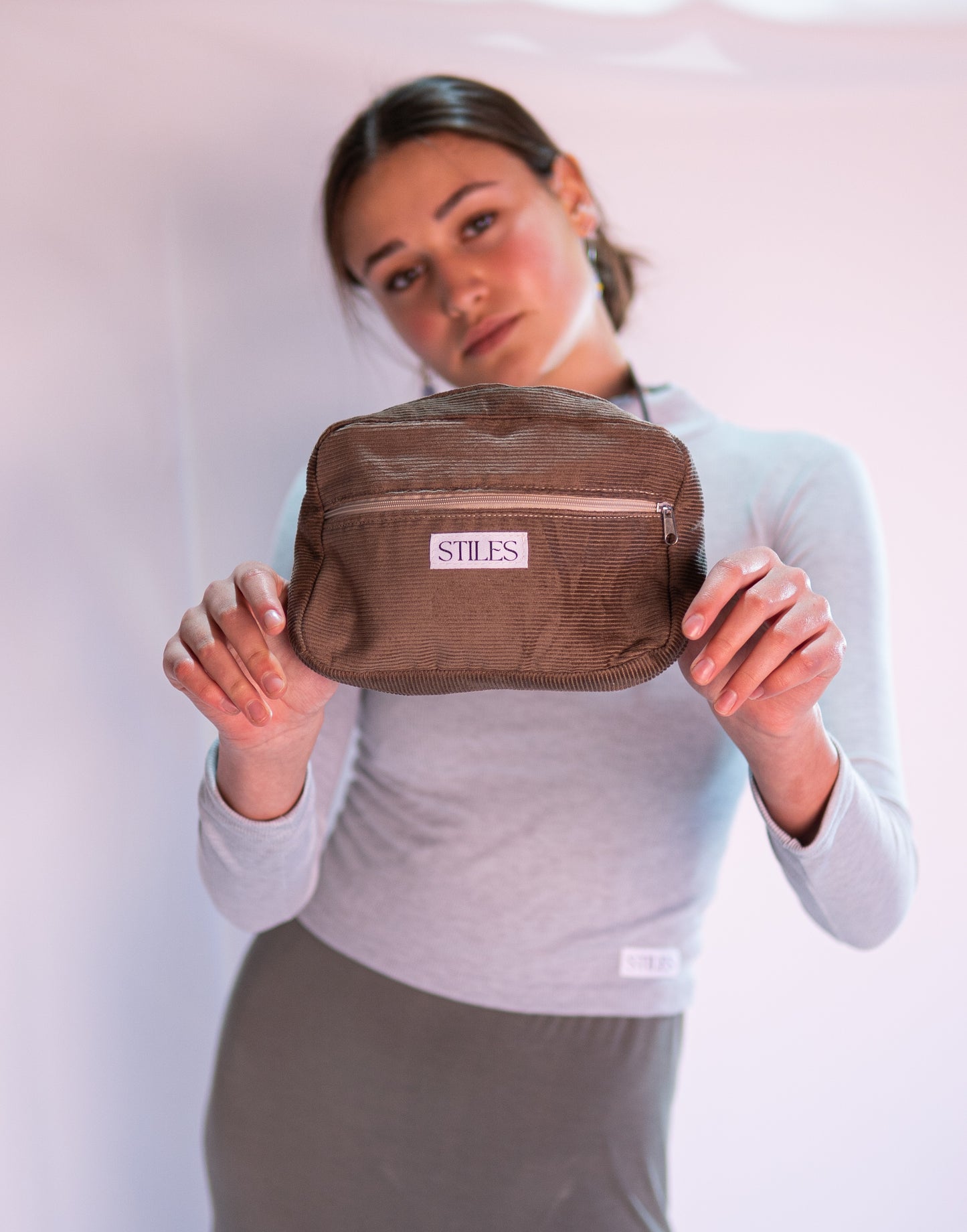 Risay Moonbag in Chocolate (Black Strap)