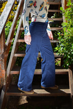 Corduroy High-Waisted Pants in Deep Navy