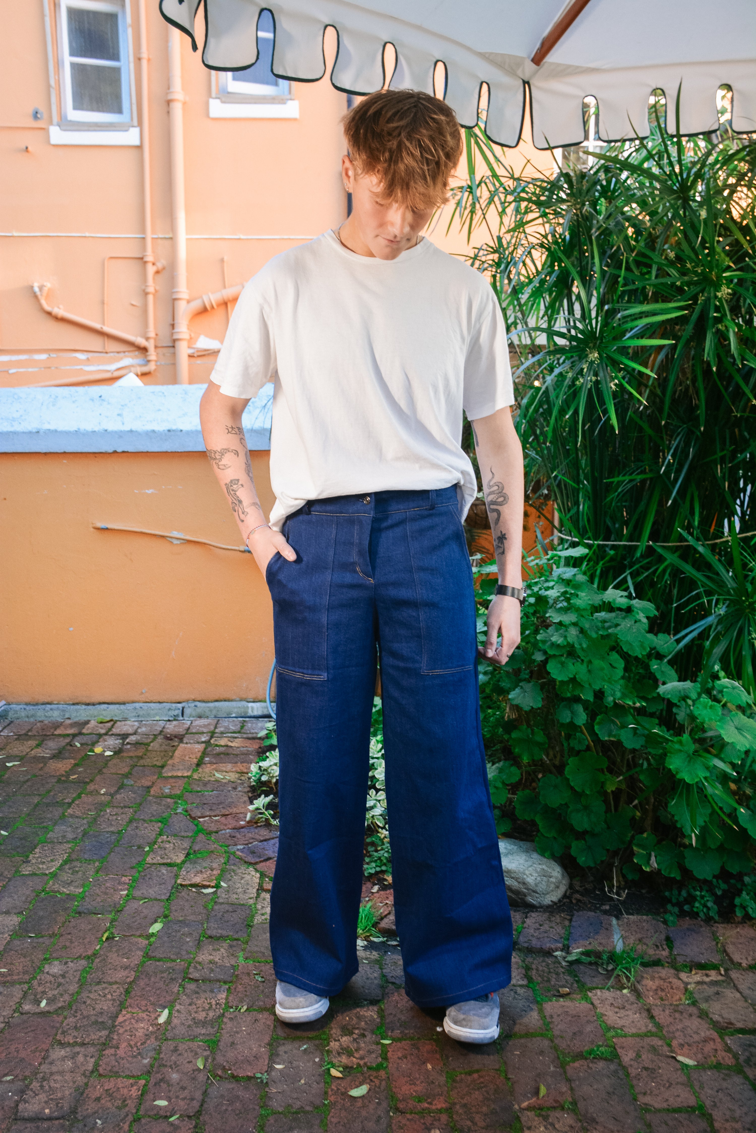 Unisex High-Waisted Pants in Stretch Denim