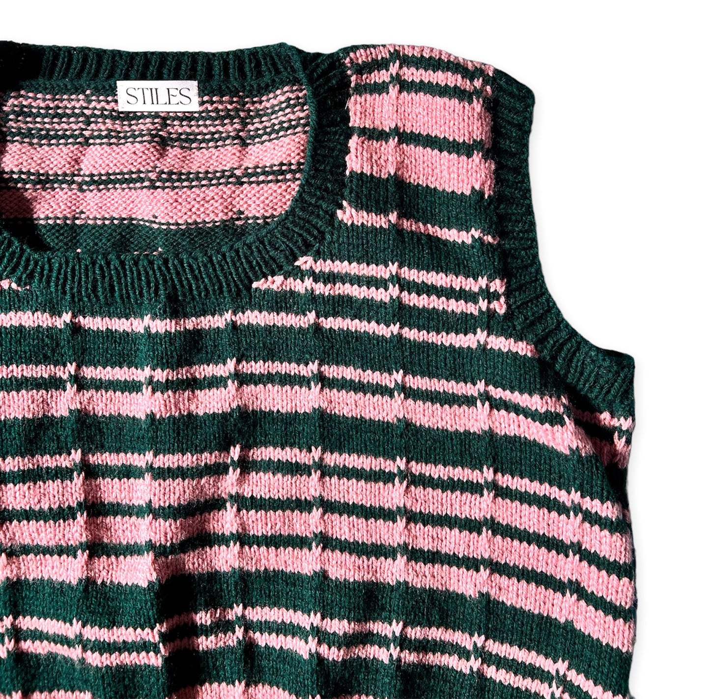 Aster Sweater Vest in Dark Autumn Leaves