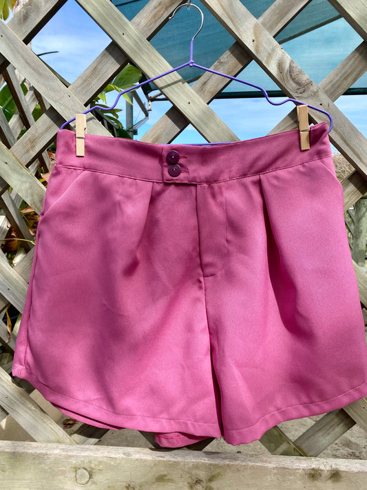 Juniper Stretch Shorts in Rouge Pink