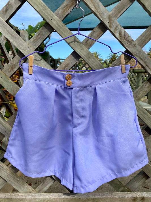 Juniper Stretch Shorts in Lilac