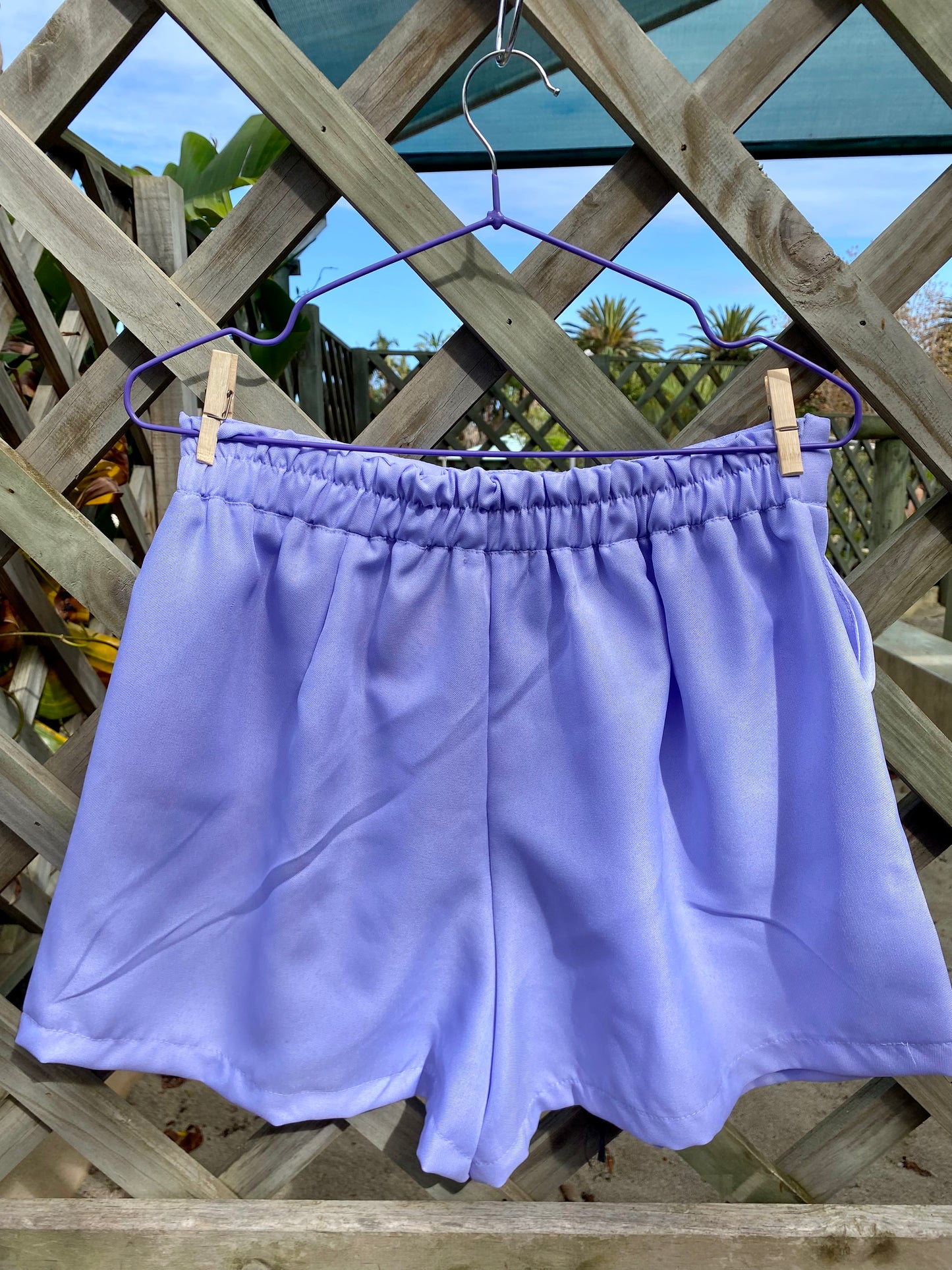 Juniper Stretch Shorts in Lilac